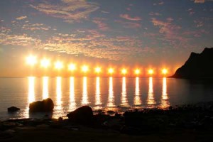 Se non ci mettessimo una pezza noi, vedremmo (con MOLTA pazienza) il Sole in punti diversi dell'orizzonte allo stesso giorno e alla stessa ora in anni differenti. Fonte: mike191280.wordpress.com